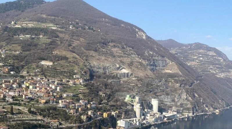 Versante franoso di Tavernola Bergamasca: la Regione Lombardia ha disposto il finanziamento di 4 milioni e 800mila euro per gli interventi di mitigazione della frana del Monte Saresano.