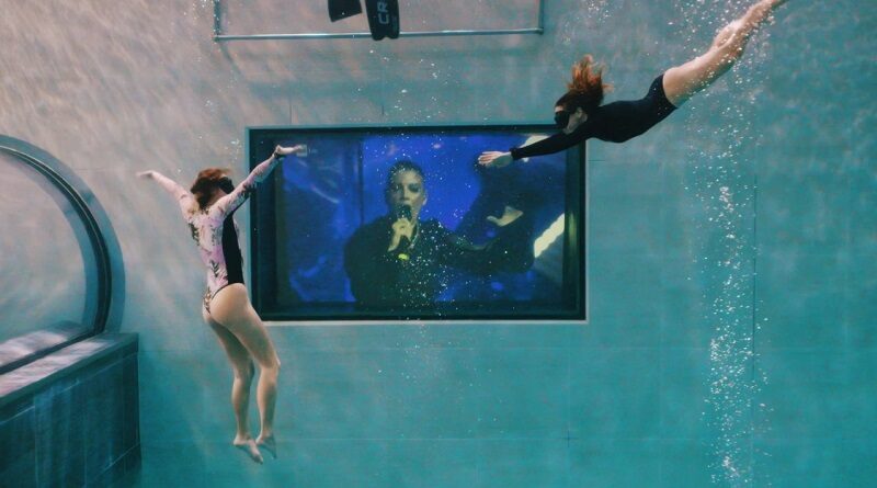 A Y-40 il Festival di Sanremo si è guardato a 5 metri sott'acqua, in "apnea" per 3 minuti