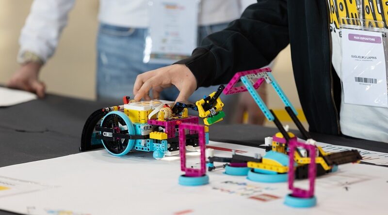 Costruire per imparare: a Cremona&Bricks gioco e educazione si fondono grazie ai mattoncini Lego®