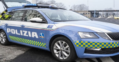 BreBeMi, controlli della Stradale di Chiari: denunciato un 26enne trovato con hashish e marijuana
