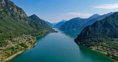 Temporale sul lago d’Idro, persone viste in difficoltà in acqua: scattano le ricerche