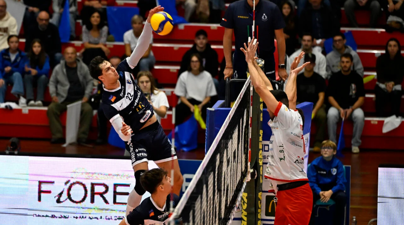 Volley, la Consoli Sferc Brescia perde 3-0 contro Lagonegro: debutto amaro in Serie A2