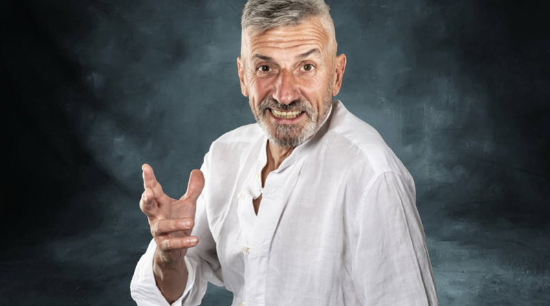 Charlie Cinelli torna a teatro a Brescia: due serate con “La pòera zét” al Sant’Afra Charlie Cinelli torna a teatro a Brescia: due serate con “La pòera zét” al Sant’Afra